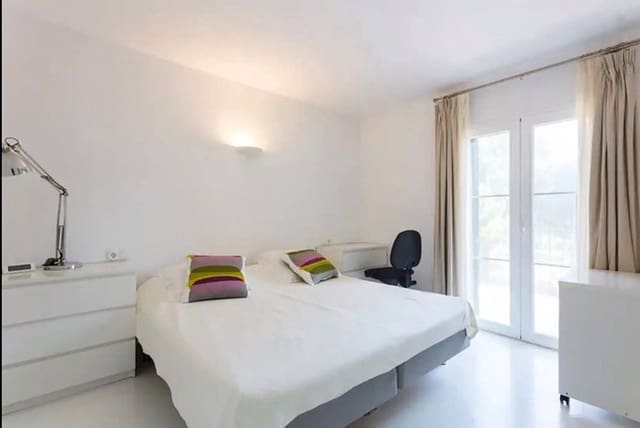 2 soveværelse Lejlighed til salg i Santa Ponsa, Calvià med swimmingpool - € 730.000 (Ref: 9401534)