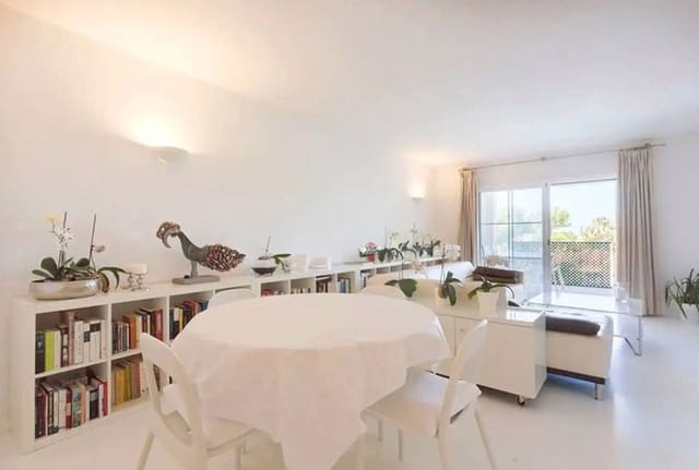 2 soveværelse Lejlighed til salg i Santa Ponsa, Calvià med swimmingpool - € 730.000 (Ref: 9401534)