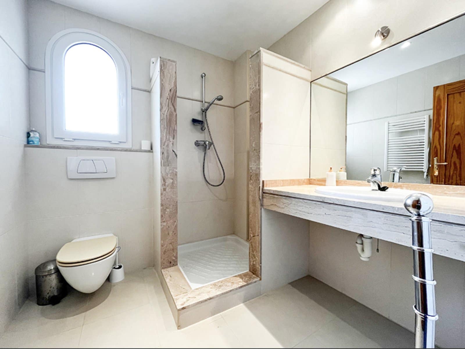 3 soveværelse Lejlighed til salg i Santa Ponsa med swimmingpool garage - € 820.000 (Ref: 9401535)