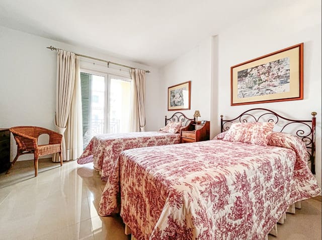 3 soveværelse Lejlighed til salg i Santa Ponsa, Calvià med swimmingpool garage - € 820.000 (Ref: 9401535)