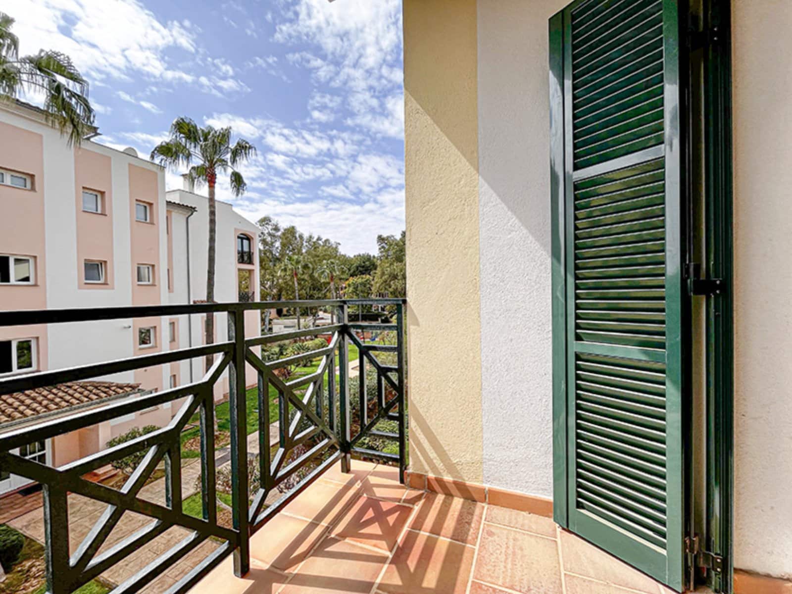 3 soveværelse Lejlighed til salg i Santa Ponsa med swimmingpool garage - € 820.000 (Ref: 9401535)