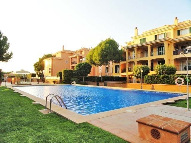 2 bedroom Apartment for sale in Llucmajor with pool garage - € 450,000 (Ref: 9401536)