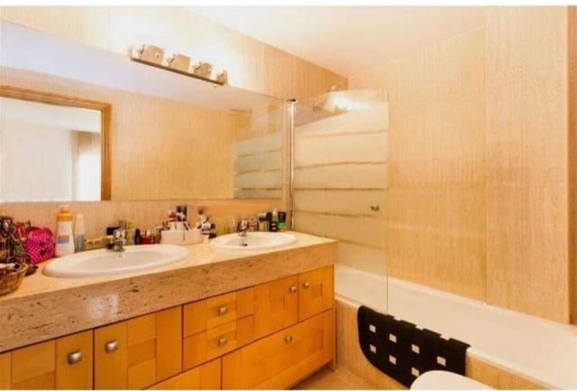 3 makuuhuone Huoneisto myytävänä paikassa Palma de Mallorca mukana uima-altaan 
autotalli - 685 000 € (Ref: 9401545)