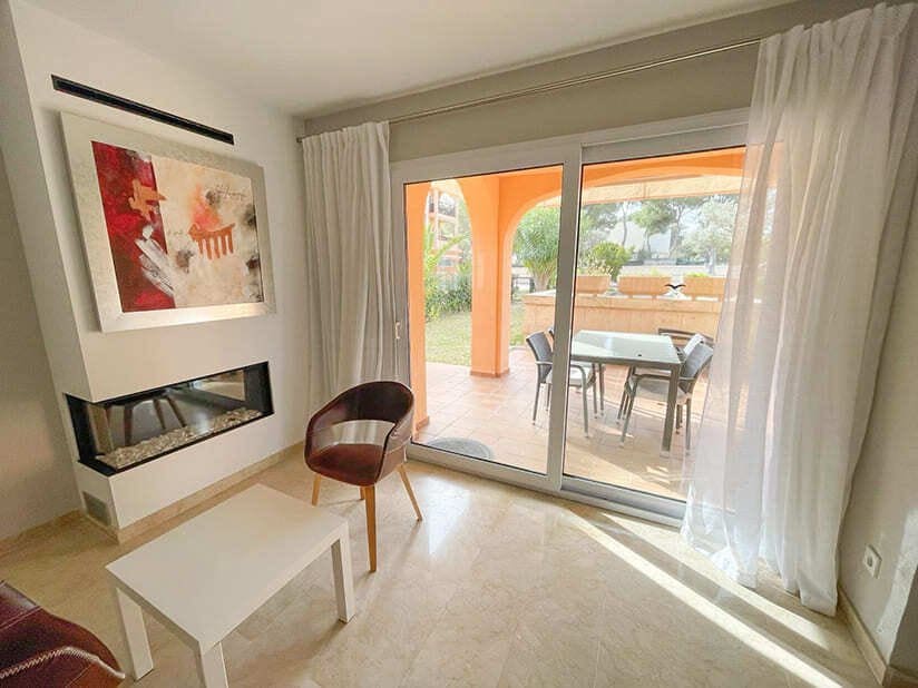 Apartamento de 2 habitaciones en El Toro / Port Adriano en venta con piscina - 749.000 € (Ref: 9401548)