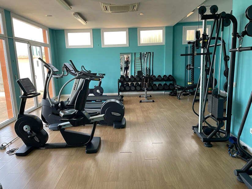 Apartamento de 2 habitaciones en El Toro / Port Adriano en venta con piscina - 749.000 € (Ref: 9401548)