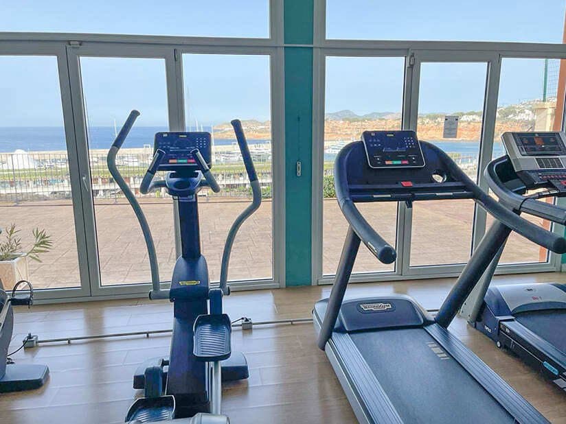 Apartamento de 2 habitaciones en El Toro / Port Adriano en venta con piscina - 749.000 € (Ref: 9401548)