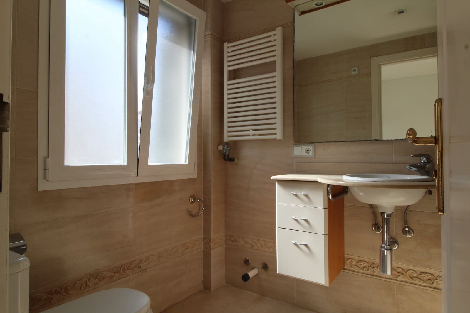 2 bedroom Apartment for sale in Palma de Mallorca with garage - € 649,000 (Ref: 9401552)