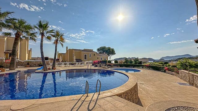 2 soveværelse Lejlighed til salg i Santa Ponsa, Calvià med swimmingpool garage - € 795.000 (Ref: 9401554)