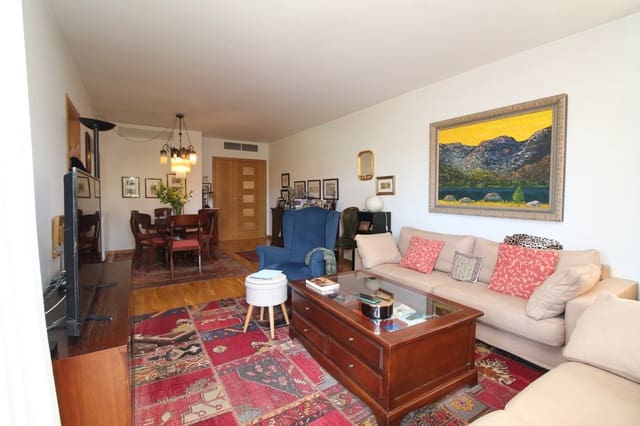 4 makuuhuone Huoneisto myytävänä paikassa Palma de Mallorca mukana uima-altaan 
autotalli - 950 000 € (Ref: 9401561)