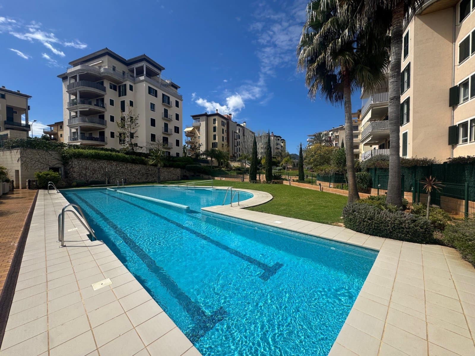 4 makuuhuone Huoneisto myytävänä paikassa Palma de Mallorca mukana uima-altaan 
autotalli - 950 000 € (Ref: 9401561)