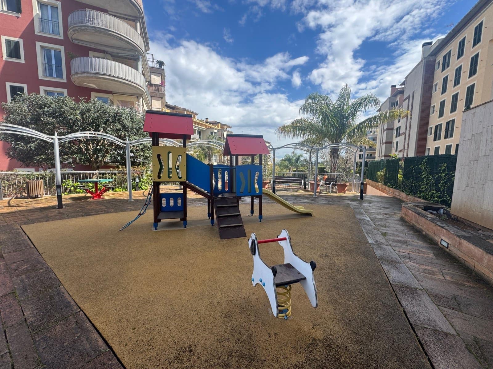 4 makuuhuone Huoneisto myytävänä paikassa Palma de Mallorca mukana uima-altaan 
autotalli - 950 000 € (Ref: 9401561)