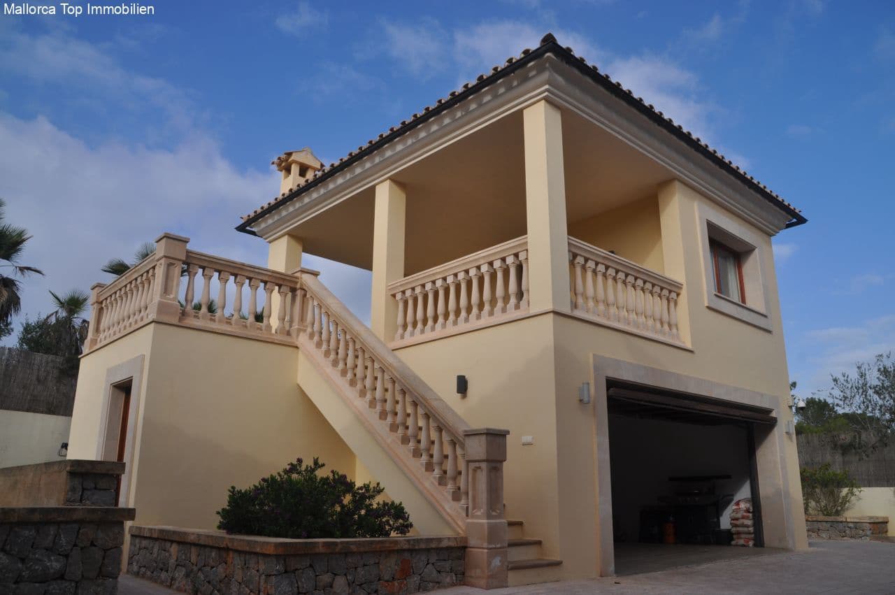 4 sypialnia Willa na sprzedaż w Sol de Mallorca z basenem garażem - 2 550 000 € (Ref: 9401568)