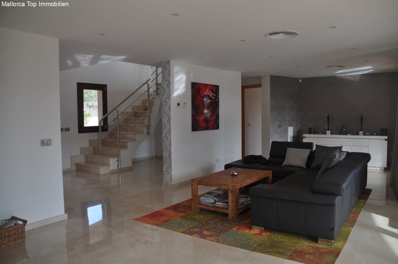 4 sypialnia Willa na sprzedaż w Sol de Mallorca z basenem garażem - 2 550 000 € (Ref: 9401568)