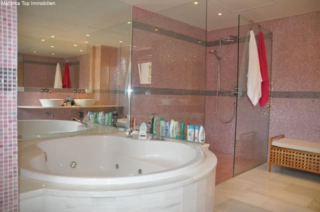 4 sypialnia Willa na sprzedaż w Sol de Mallorca, Calvià z basenem garażem - 2 550 000 € (Ref: 9401568)