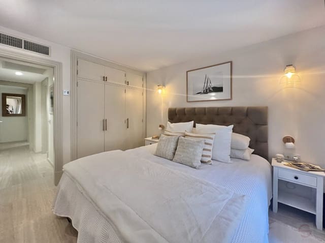 Apartamento de 2 habitaciones en Puerto de Andratx, Andratx en venta - 580.000 € (Ref: 9401570)