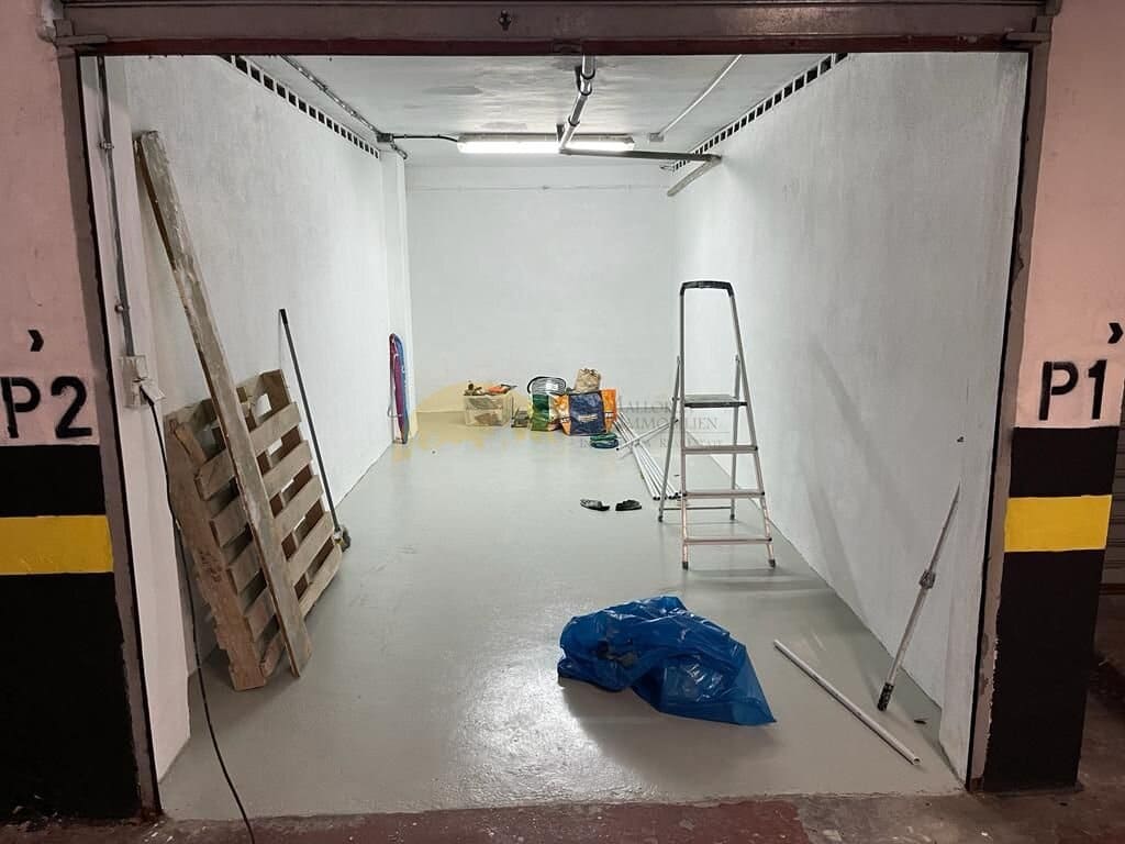 3 slaapkamer Strandappartement te koop in Magalluf met garage - € 725.000 (Ref: 9401574)