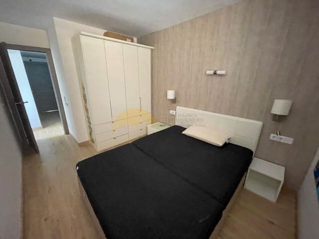 3 slaapkamer Strandappartement te koop in Magalluf, Calvià met garage - € 725.000 (Ref: 9401574)