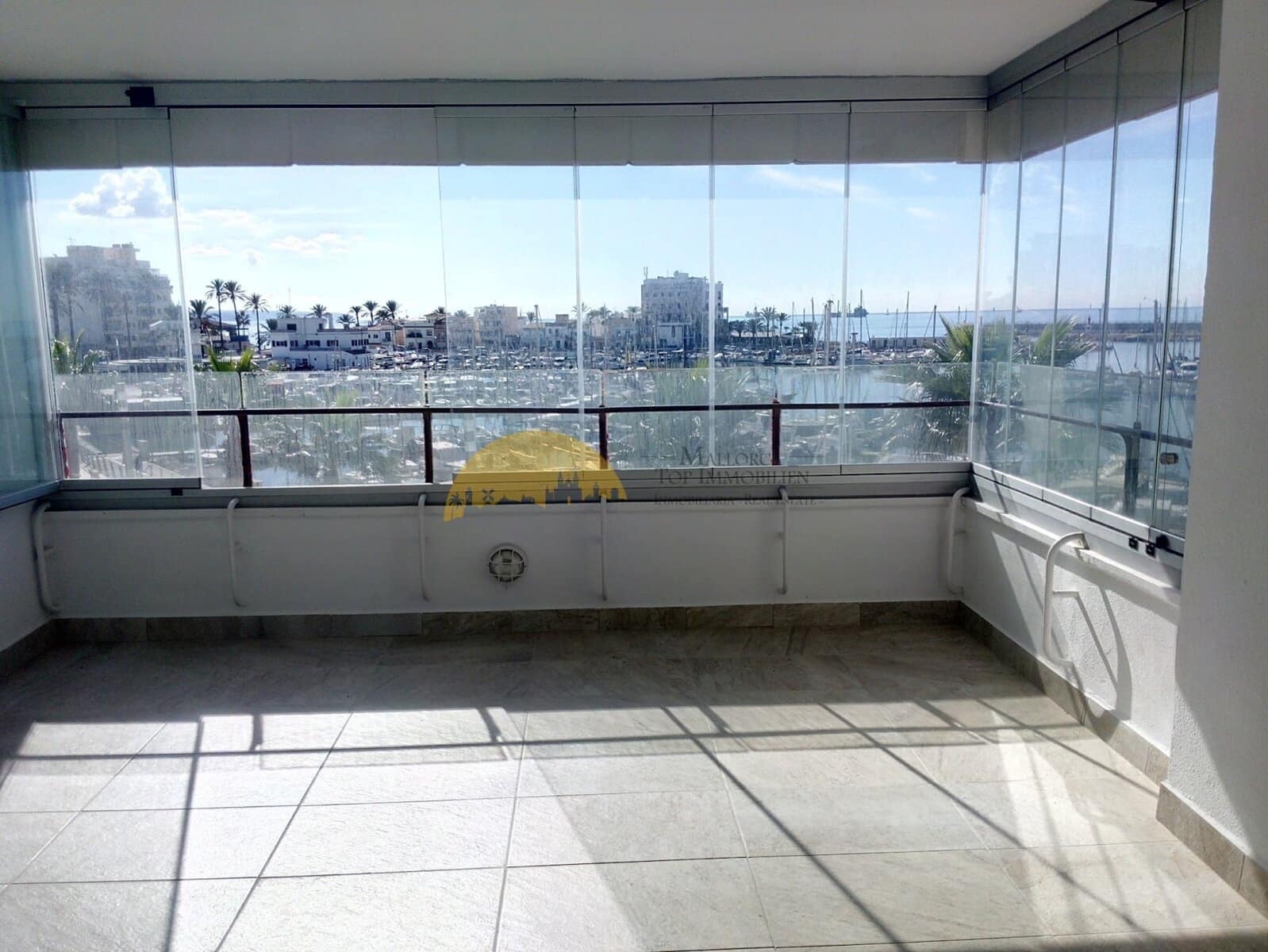 4 bedroom Apartment for sale in Portixol with garage - € 1,417,500 (Ref: 9401576)