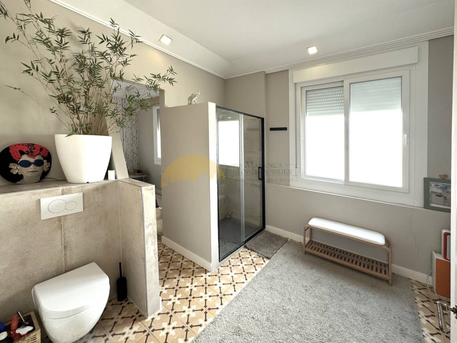 3 bedroom Apartment for sale in Palma de Mallorca - € 650,000 (Ref: 9401577)