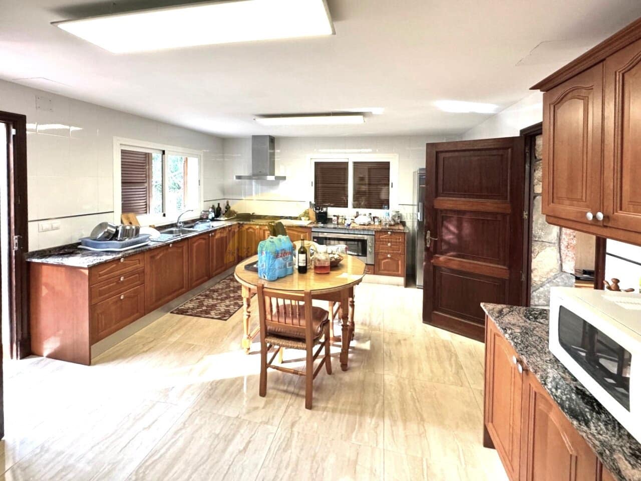 4 sovrum Villa till salu i Santa Ponsa med garage - 1 300 000 € (Ref: 9401580)