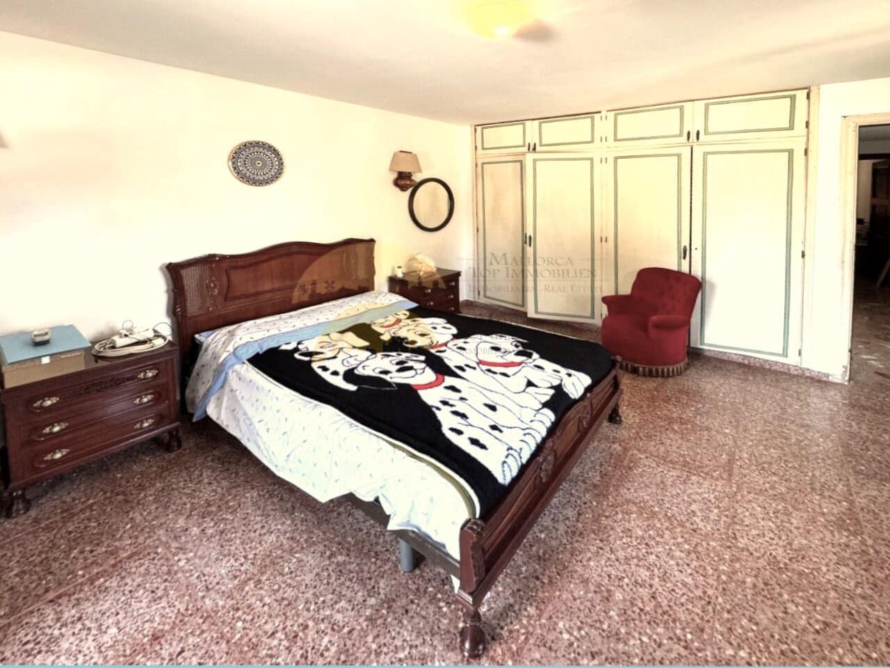 4 sovrum Villa till salu i Santa Ponsa med garage - 1 300 000 € (Ref: 9401580)