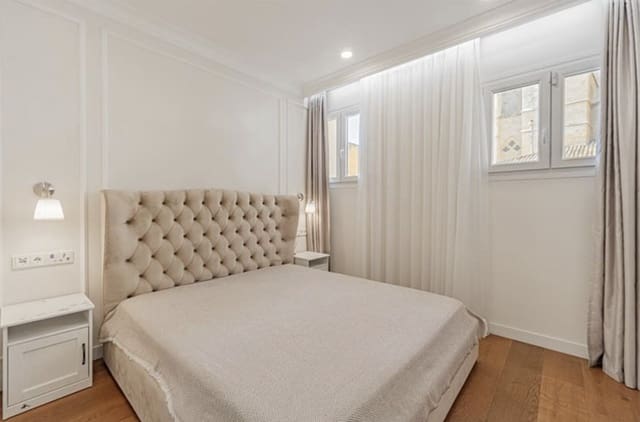 2 soveværelse Lejlighed til salg i La Calatrava, Palma de Mallorca - € 399.000 (Ref: 9401581)