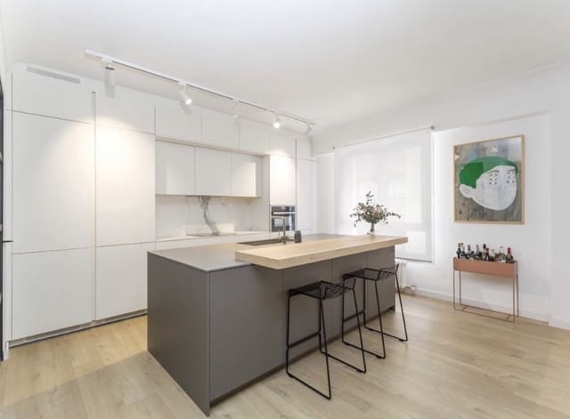 3 soverom Leilighet til salgs i Palma de Mallorca - € 849 000 (Ref: 9401586)