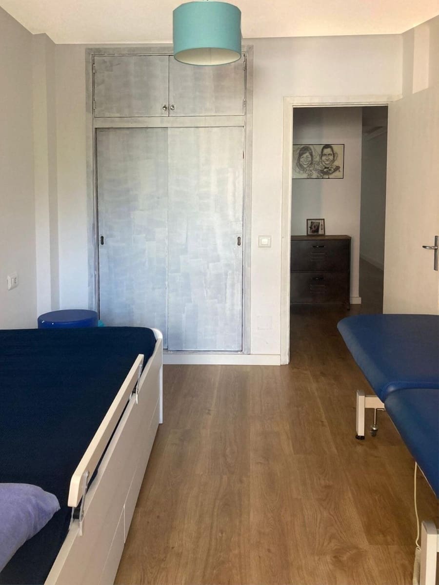 4 chambre Appartement à vendre à Coll d'en Rabassa - 393 000 € (Ref: 9401588)