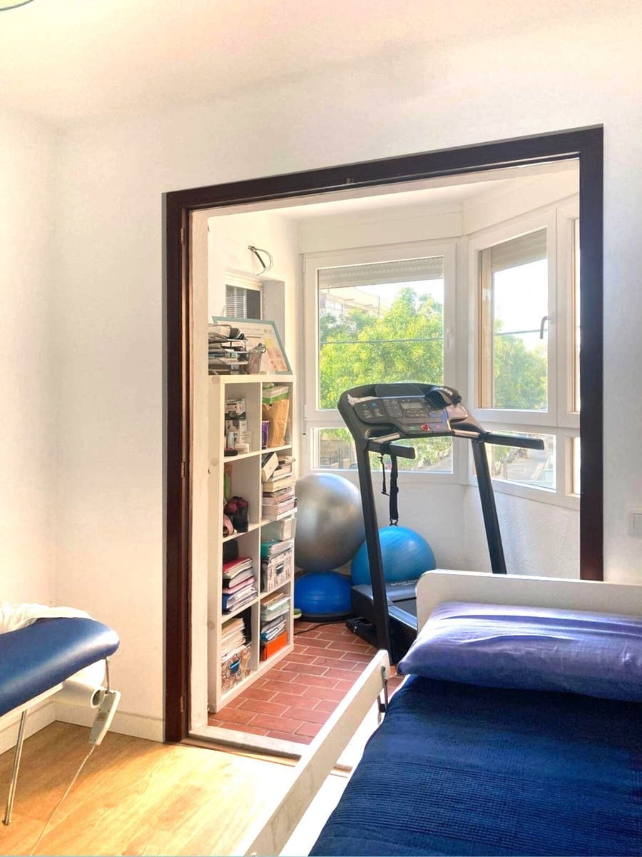 4 chambre Appartement à vendre à Coll d'en Rabassa - 393 000 € (Ref: 9401588)