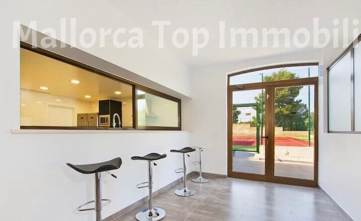6 Zimmer Hotel zu verkaufen in Alcudia mit Pool - 5.250.000 € (Ref: 9401590)