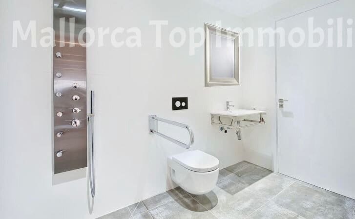 6 Zimmer Hotel zu verkaufen in Alcudia mit Pool - 5.250.000 € (Ref: 9401590)