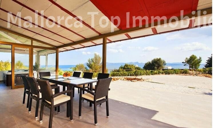 6 Zimmer Hotel zu verkaufen in Alcudia mit Pool - 5.250.000 € (Ref: 9401590)