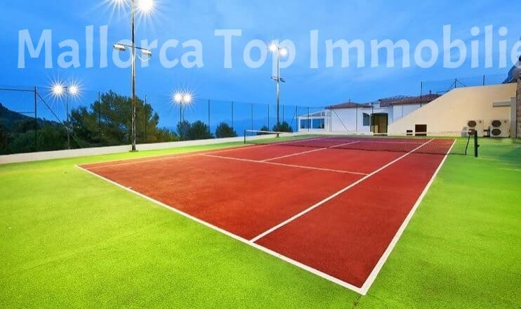 6 Zimmer Hotel zu verkaufen in Alcudia mit Pool - 5.250.000 € (Ref: 9401590)