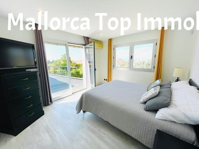 4 bedroom Villa for sale in Sa Torre (Llucmajor) with pool garage - € 1,700,000 (Ref: 9401596)