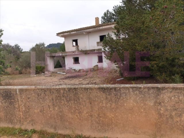 Grunde uden byggetilladelser til salg i Montserrat - € 160.000 (Ref: 6787507)