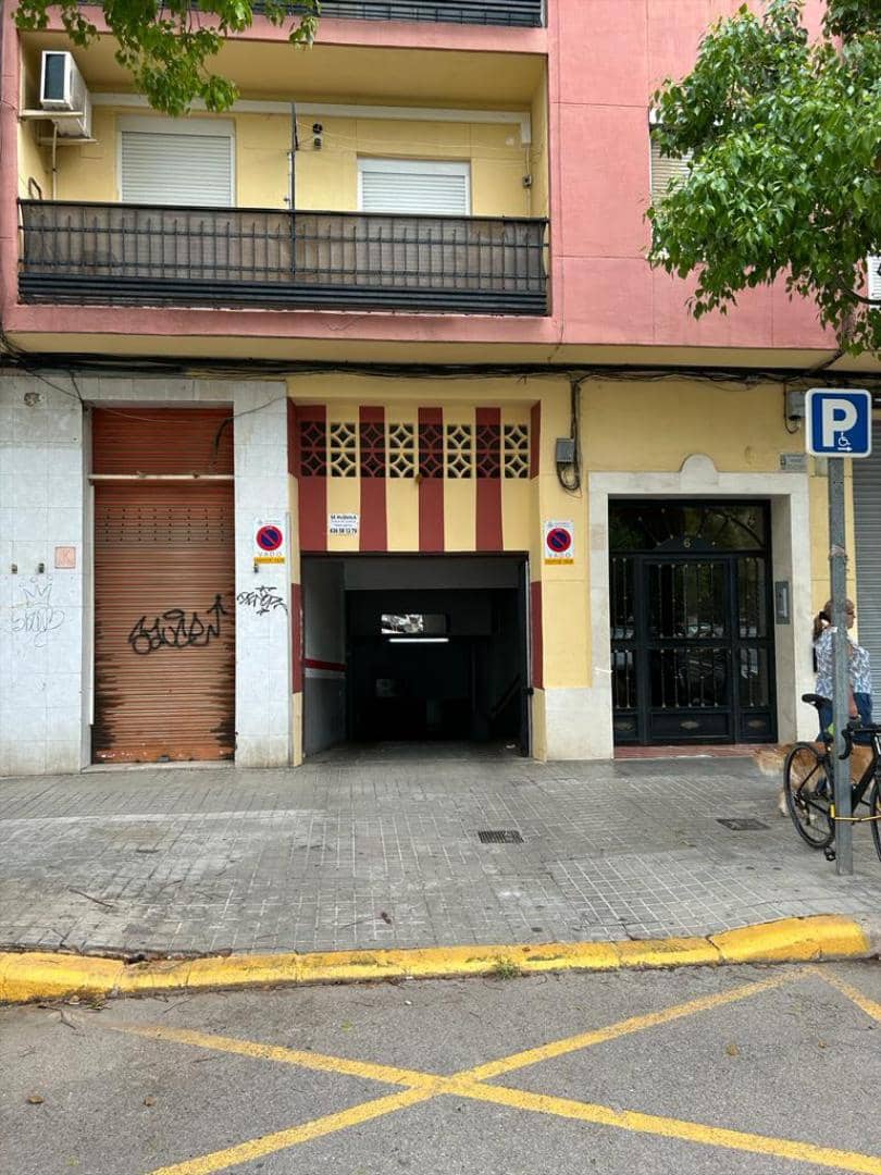 Garage til salg i Valencia by - € 9.500 (Ref: 7986210)