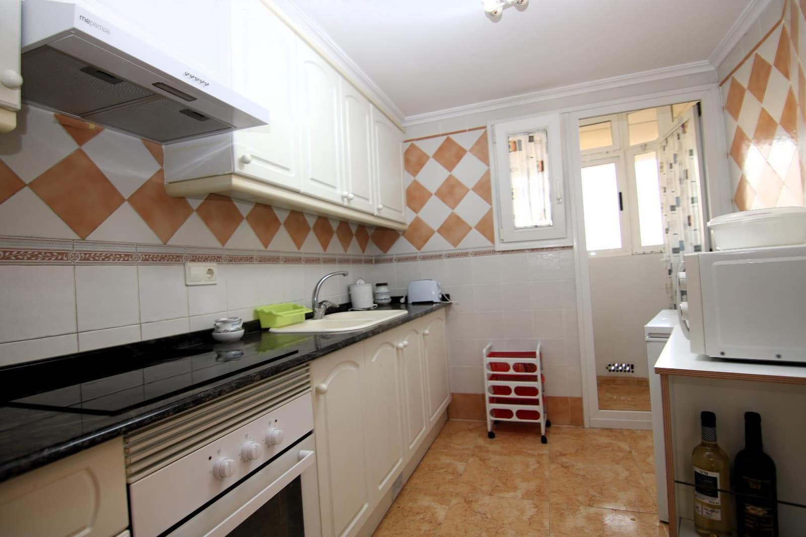 2 makuuhuone Huoneisto vuokrattavana paikassa Tavernes de la Valldigna mukana uima-altaan - 1 000 € (Ref: 8097445)