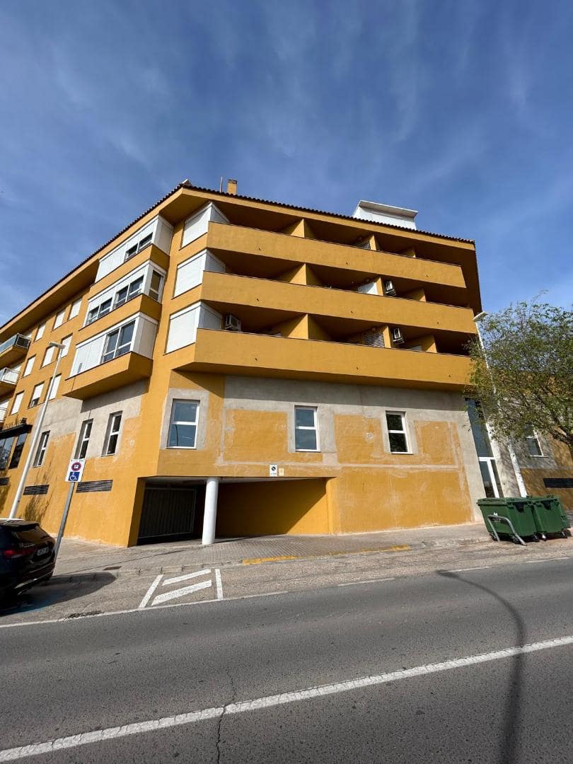 Garage te koop in Lliria - € 9.000 (Ref: 8222165)