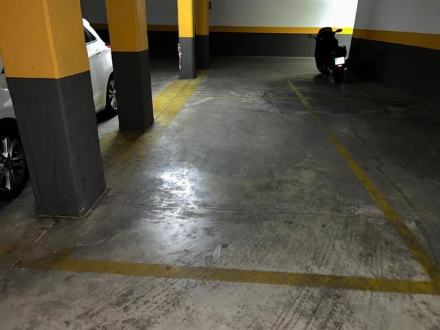 Garage te koop in Llíria - € 9.000 (Ref: 8222165)