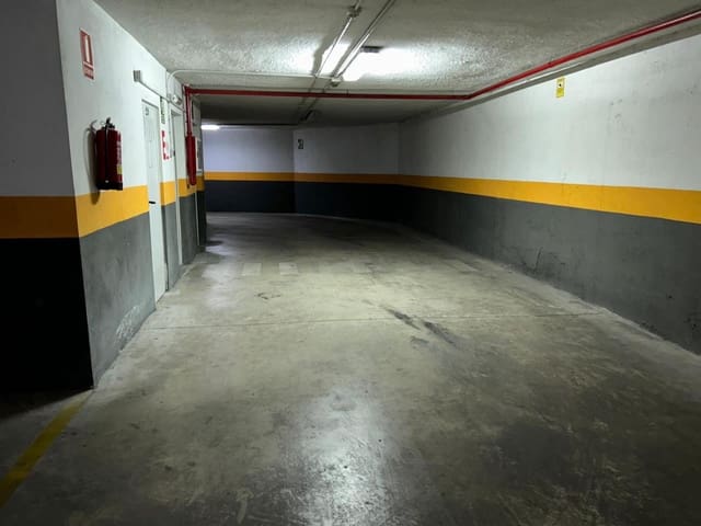 Garage te koop in Llíria - € 9.000 (Ref: 8222165)
