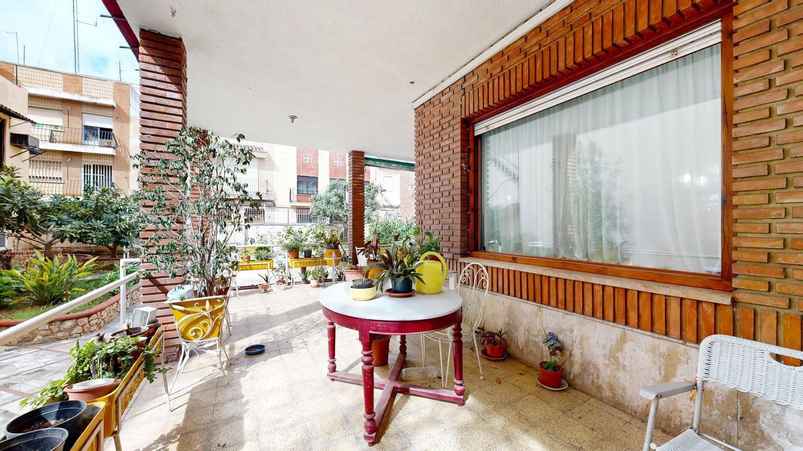 10 soveværelse Villa til salg i Torrent med swimmingpool - € 650.000 (Ref: 8875155)