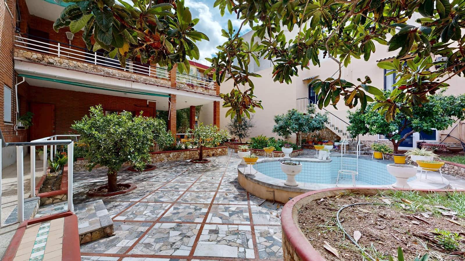 10 soveværelse Villa til salg i Torrent med swimmingpool - € 650.000 (Ref: 8875155)