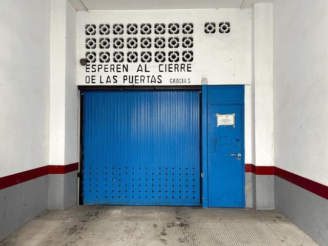 Garage til salg i Torrent - € 15.000 (Ref: 8875156)