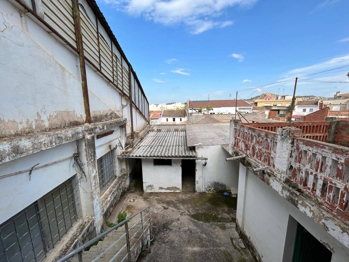 Comercial para venda em Montserrat - 165 000 € (Ref: 8992171)