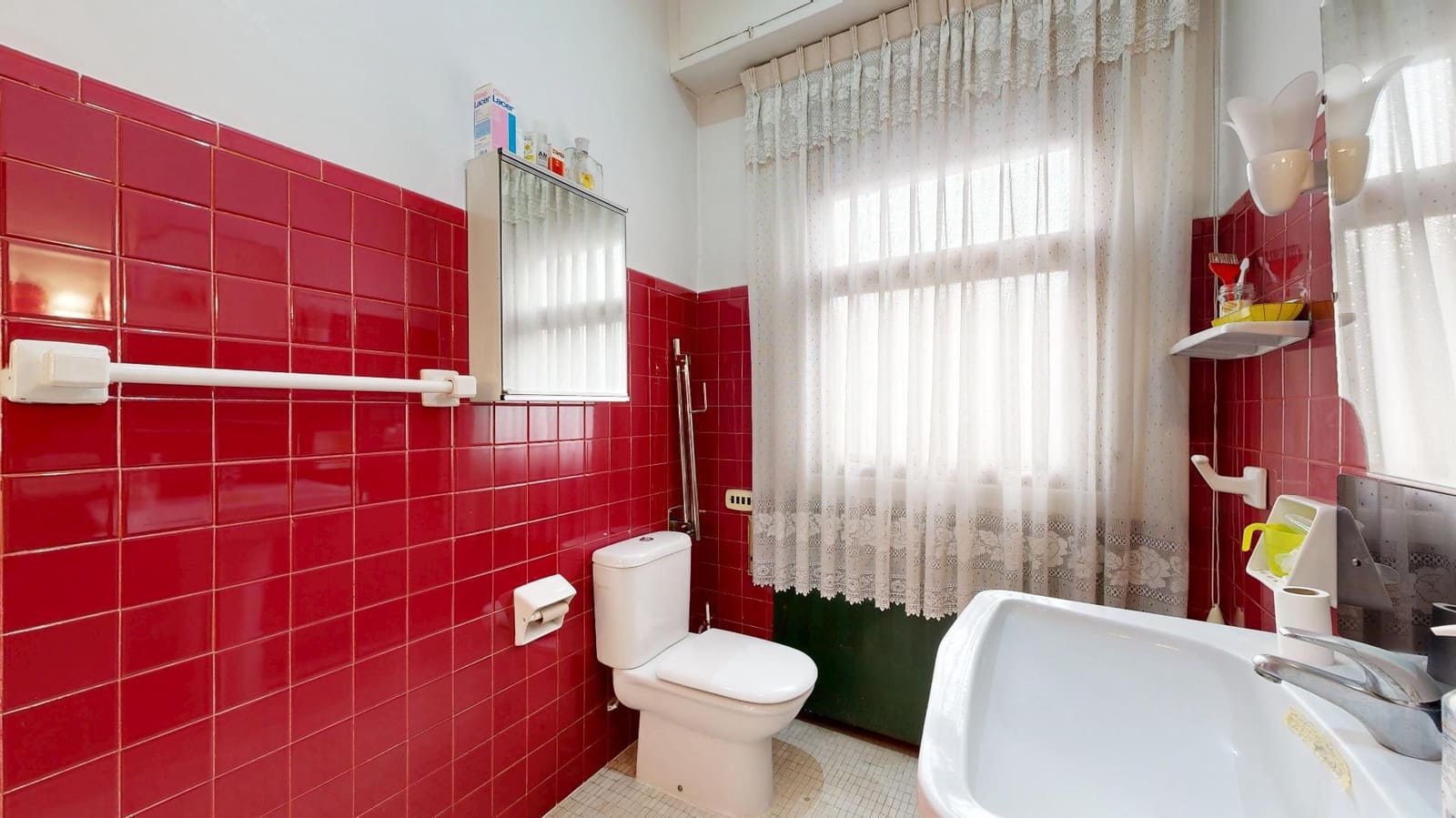 10 soveværelse Villa til salg i Torrent med swimmingpool - € 650.000 (Ref: 9006012)