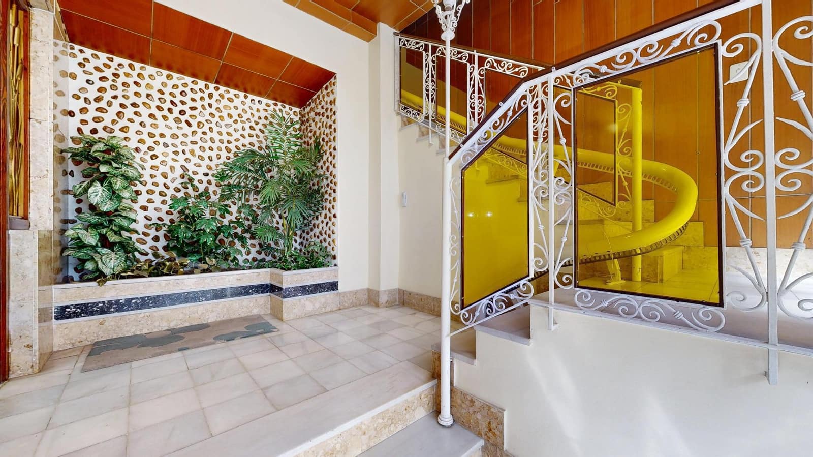 10 soveværelse Villa til salg i Torrent med swimmingpool - € 650.000 (Ref: 9006012)