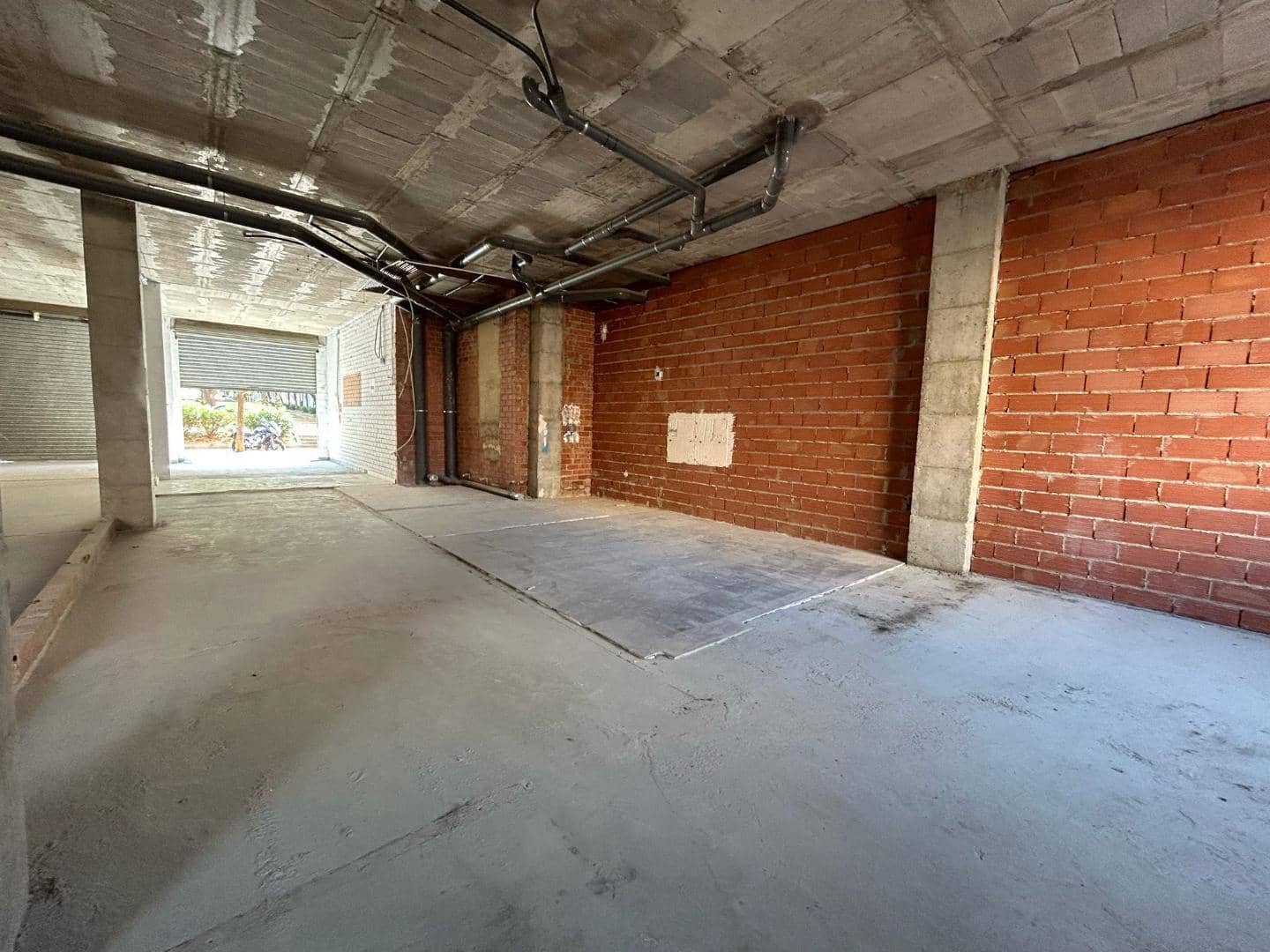 Erhverv til leje i Torrent - € 700 (Ref: 9111008)