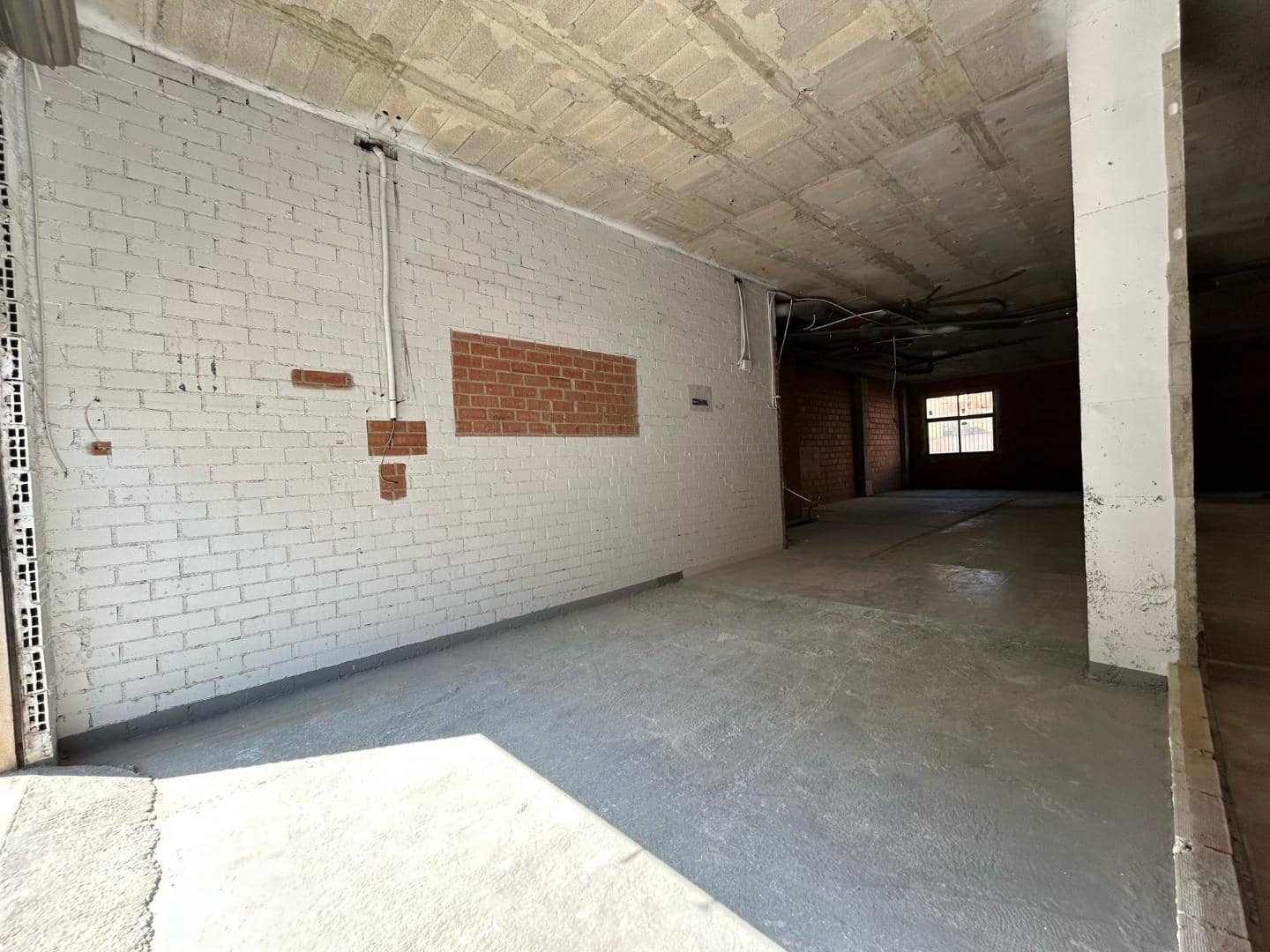 Erhverv til leje i Torrent - € 700 (Ref: 9111008)