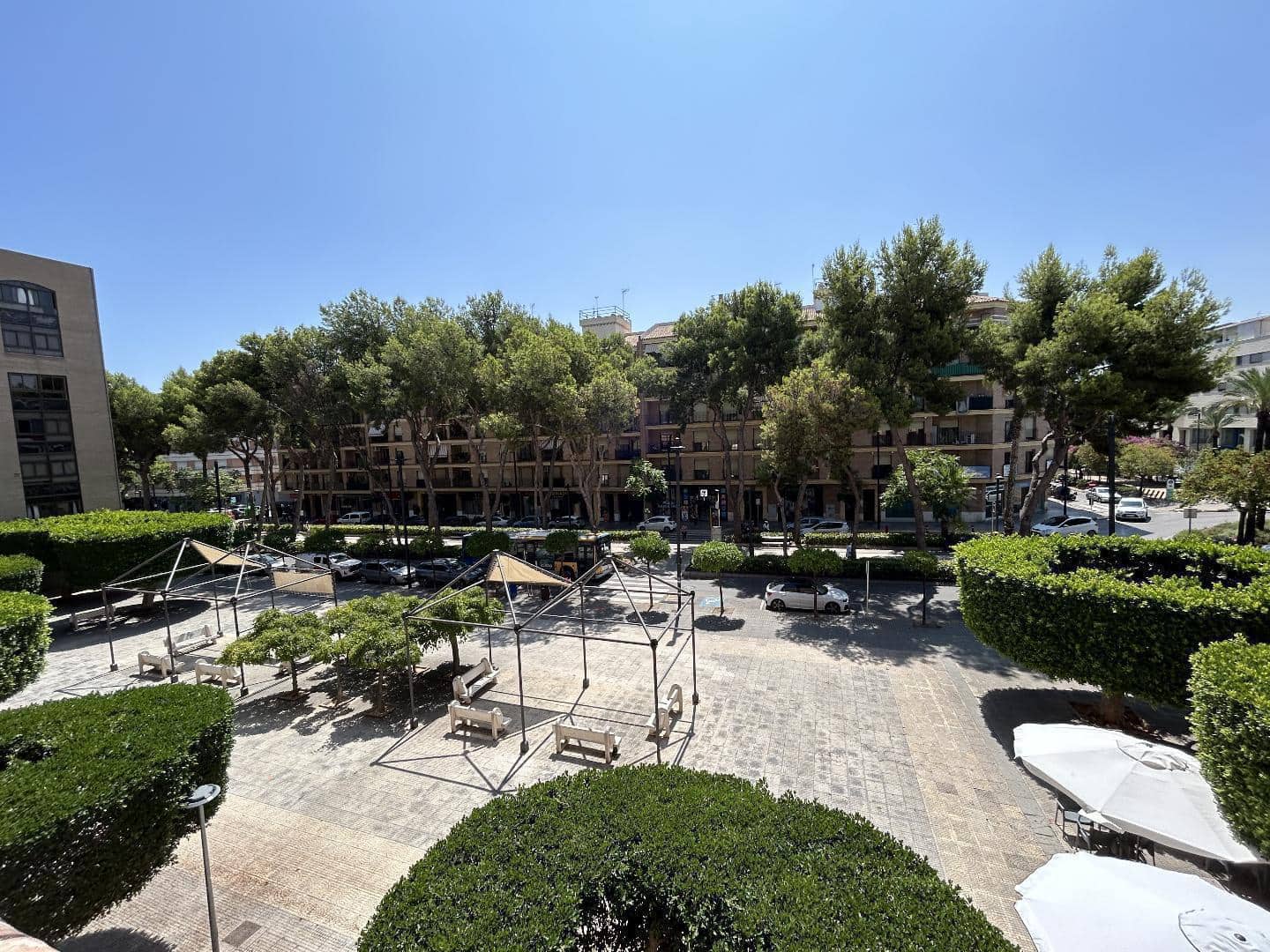 Toimisto vuokrattavana paikassa Torrent - 1 200 € (Ref: 9144510)