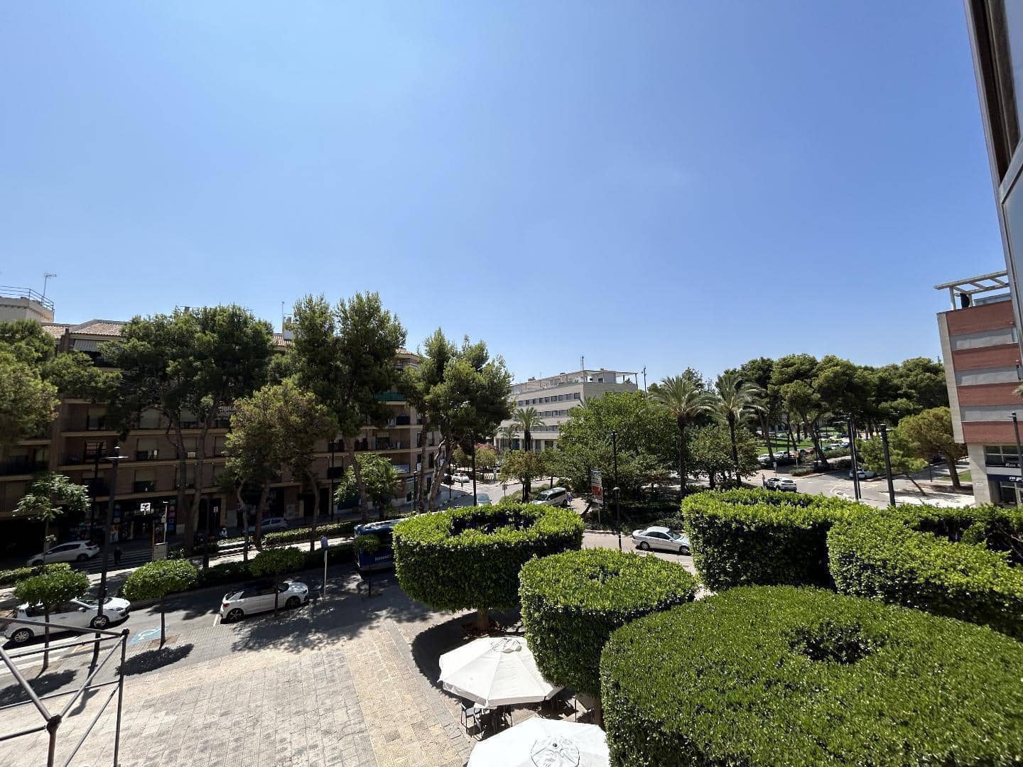 Toimisto vuokrattavana paikassa Torrent - 1 200 € (Ref: 9144510)